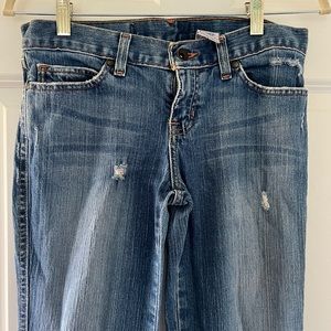 Gap jeans straight leg - size 2. Slight stretch (1% spandex)